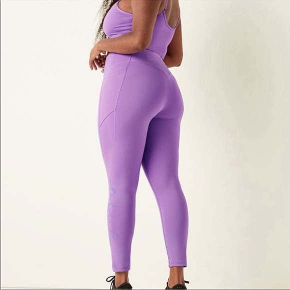 Victoria’s Secret Pink Chloe X Halle High Waist 7/8 Leggings - Picture 1 of 10